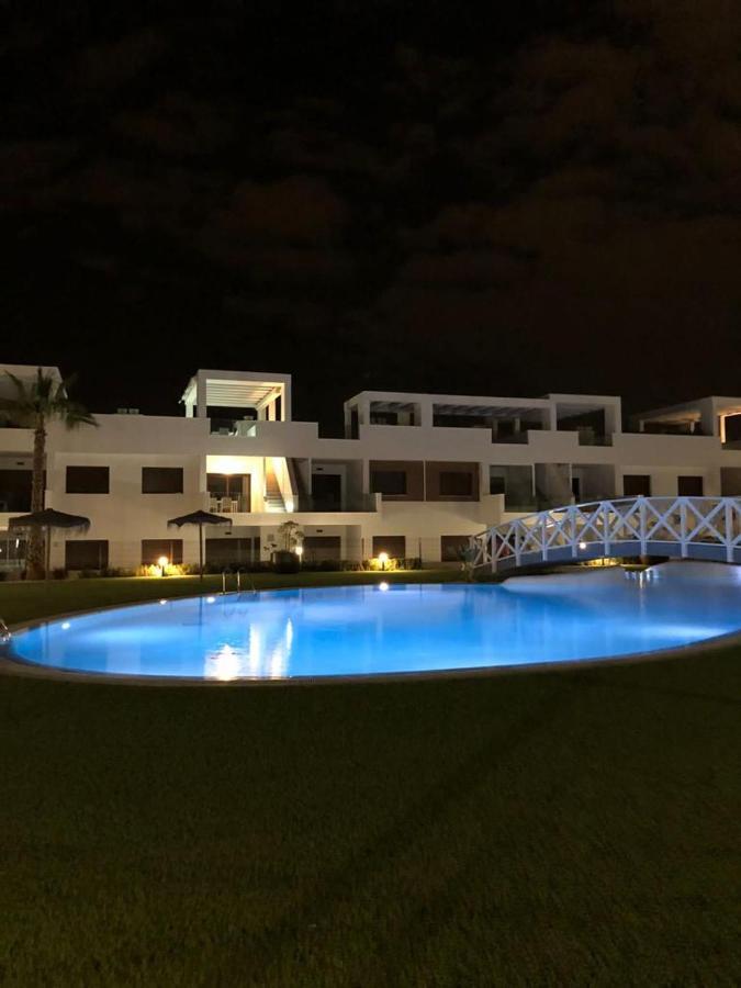 49 Laguna Beach Torrevieja Exterior foto